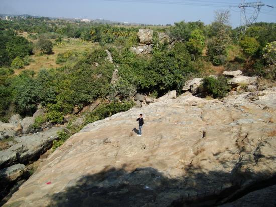 Thottikallu Falls